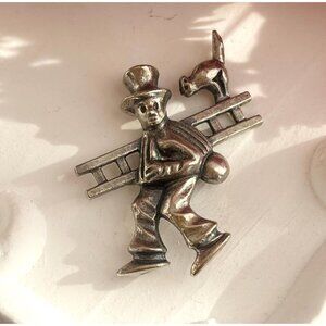 Chimney Sweeper w/ Ladder + Cat 800 Silver Tiny Vintage Pendant | Charm